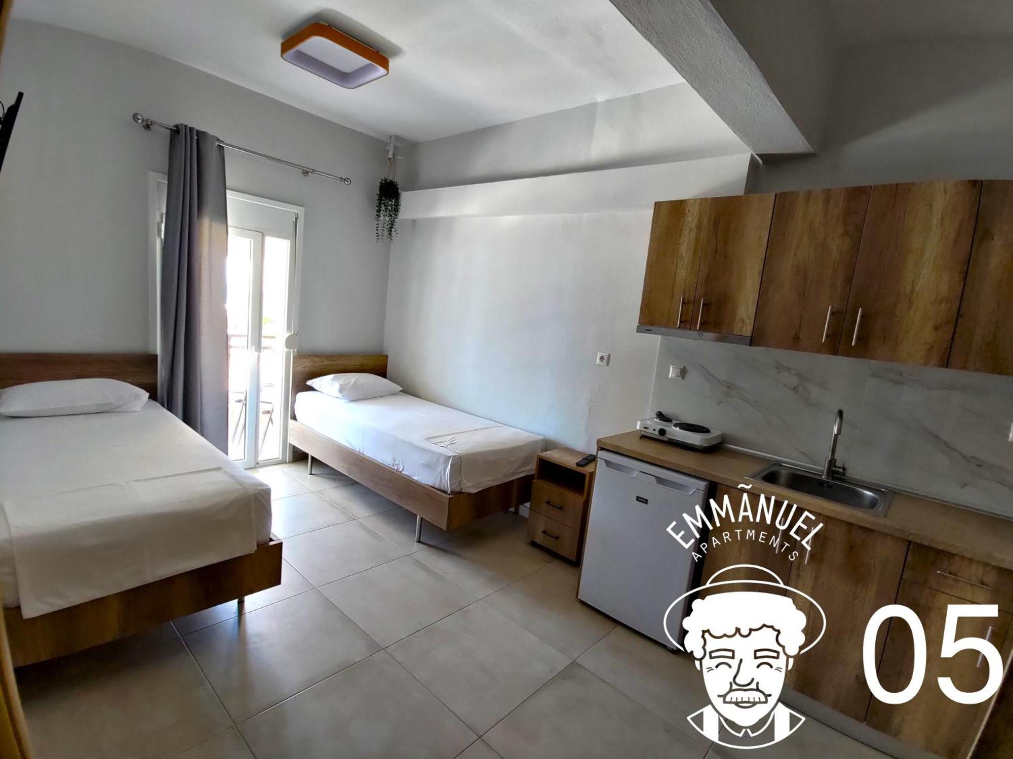Paralía Emmanuel Apartments المظهر الخارجي الصورة
